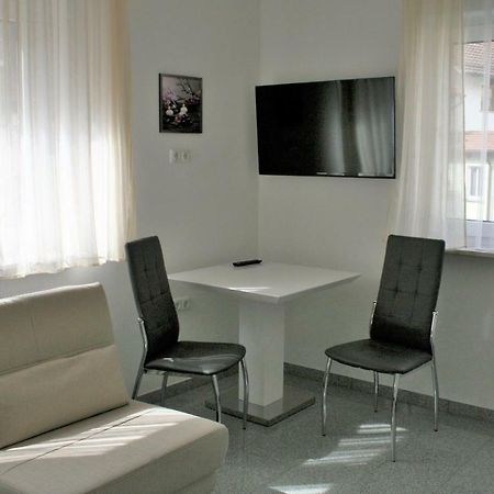 Haus Zum Schlosspark فيتسوخهيم المظهر الخارجي الصورة